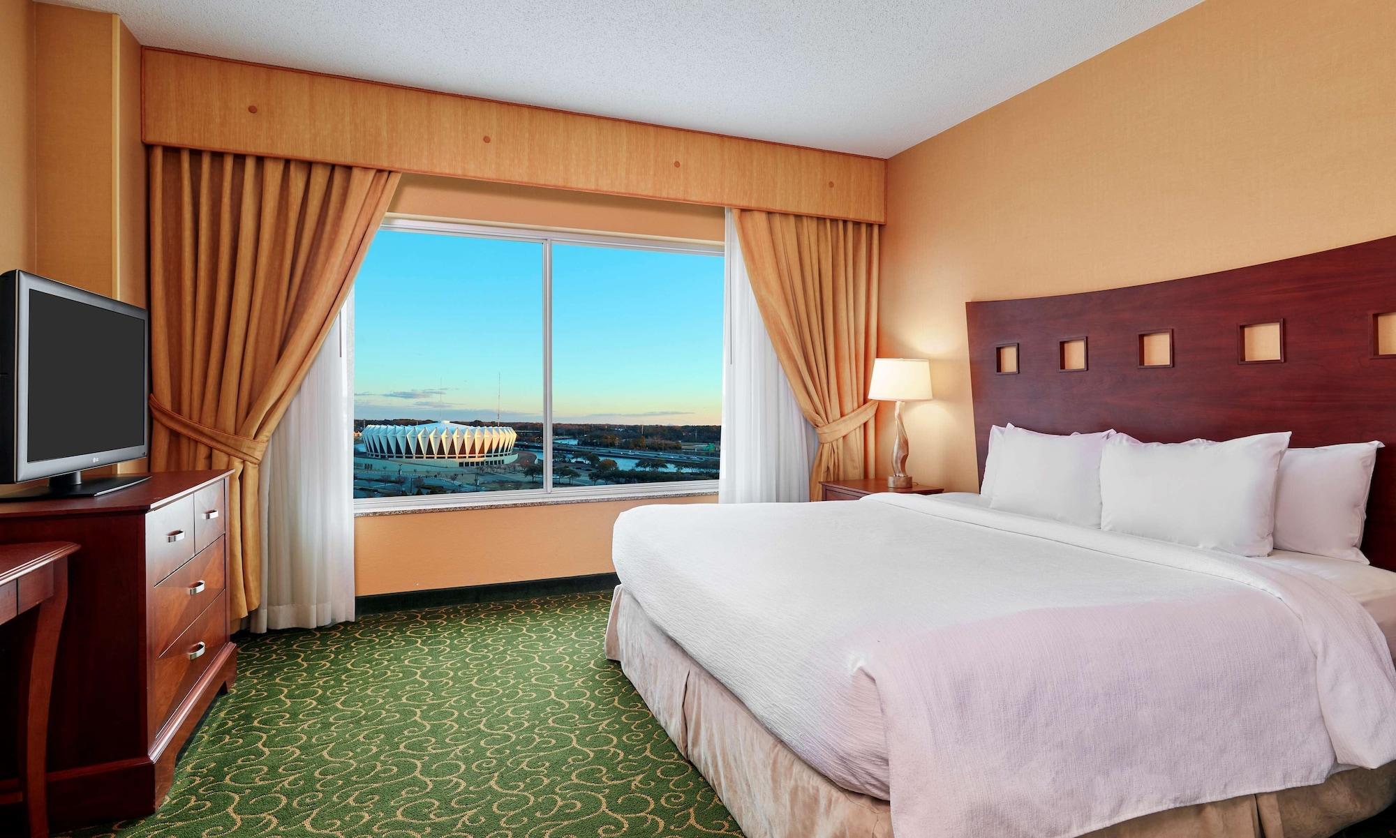 Embassy Suites By Hilton Hampton Convention Center Esterno foto