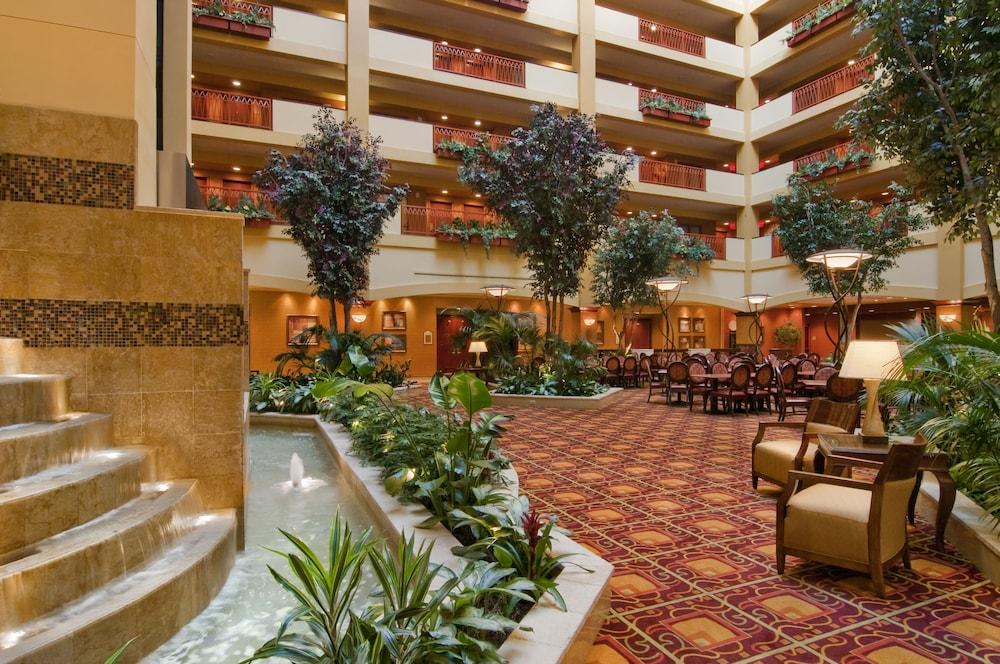 Embassy Suites By Hilton Hampton Convention Center Esterno foto