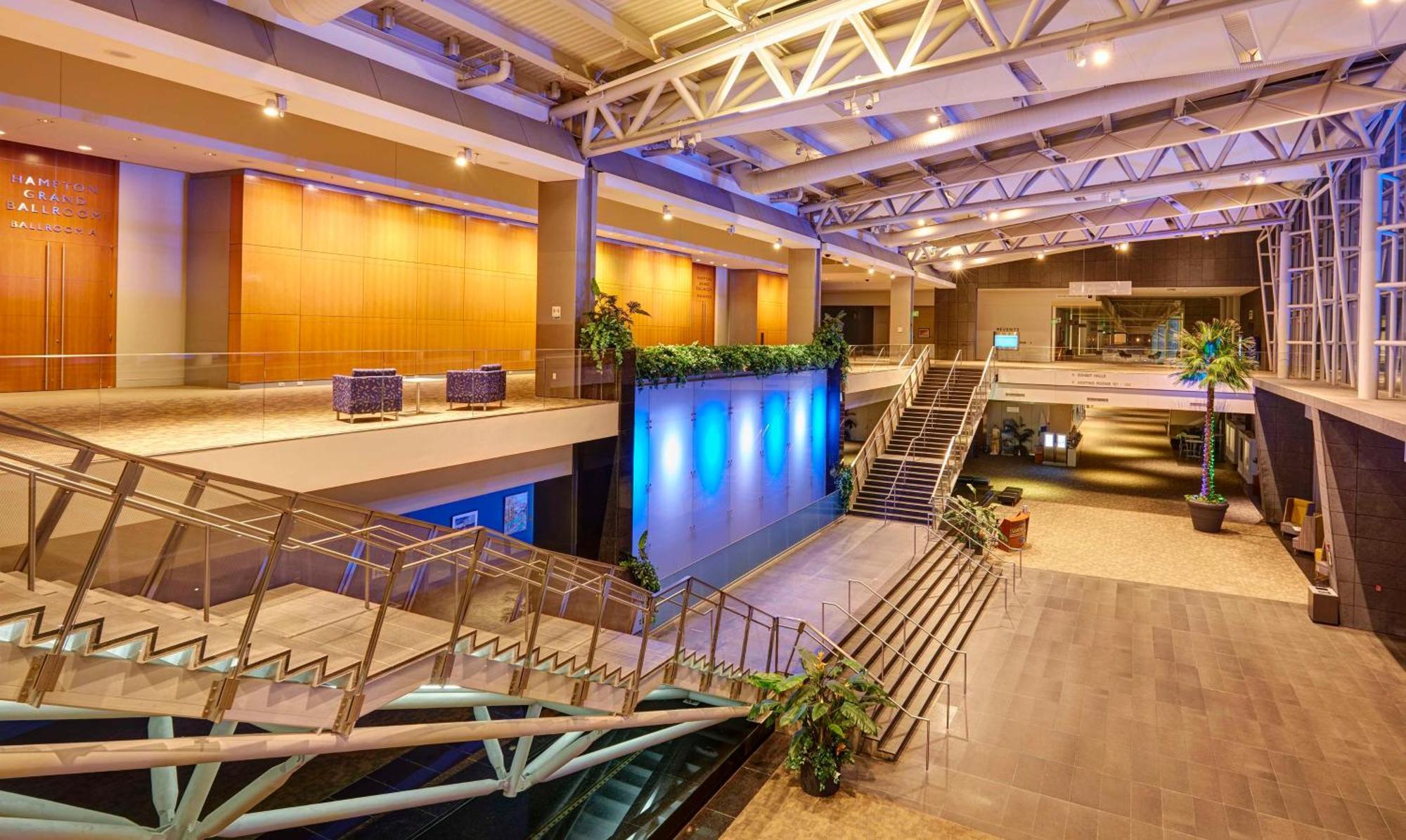 Embassy Suites By Hilton Hampton Convention Center Esterno foto